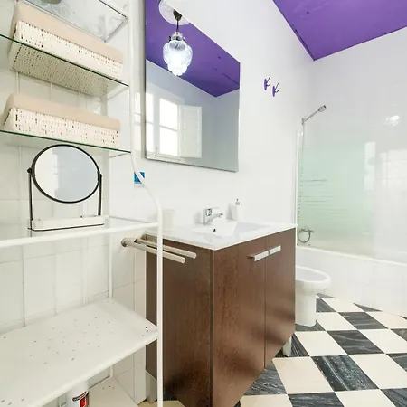 Holidays2malaga Calle Nueva 2 Bedrooms High Speed Wifi Malaga